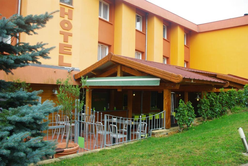 Hotel Burnichon Tarare Exteriér fotografie